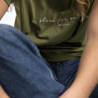 Erdbär Damen T-Shirt STAND FOR VALUES (olive)