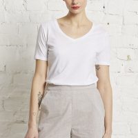 Wunderwerk Damen T-Shirt, V-Auschnitt, aus Biobaumwolle und Modal „Metro v-neck tee“