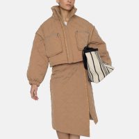 FeminIst Fair Fashion Kurze moderne Stepp Jacke aus Tencel Lyocell recycletes Füllmaterial