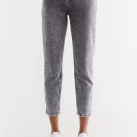 EVERMIND – Damen Mom Fit Jeans aus Bio-Baumwolle WN1010