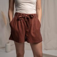 Vresh Clothing Evvie – Shorts aus Tencel, Rotbraun