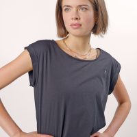 UVR Berlin UVR T-Shirt Sellyina aus 100% Bio-Baumwolle
