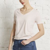 Wunderwerk Damen T-Shirt, V-Auschnitt, aus Biobaumwolle und Modal „Metro v-neck tee“