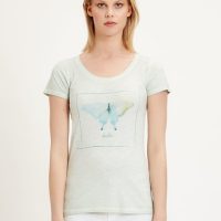 ORGANICATION Garment Dyed T-Shirt aus Bio-Baumwolle mit Schmetterling-Print