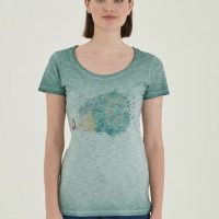 ORGANICATION Garment Dyed T-Shirt aus Bio-Baumwolle mit Igel-Print