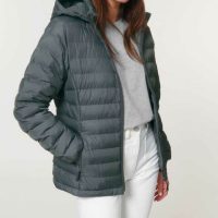 YTWOO Leichte sportliche Jacke für Damen | Steppjacke | aus recyceltem PET