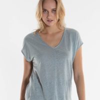 Alma & Lovis V-Neck Shirt im Loose-Fit aus reinem Leinen | Linen V-Neck