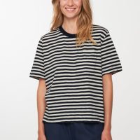 Damen T-Shirt aus weicher Baumwolle (Bio) | WATERLILY STRIPES recolution