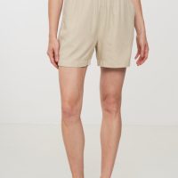 Damen Shorts aus Lenzing ECOVERO | FIR recolution