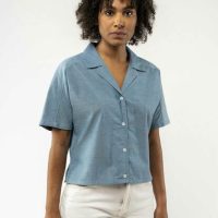 Bluse mit Bowling-Kragen kurzärmlig GANDARI | von MELA | Fairtrade & GOTS zertifiziert