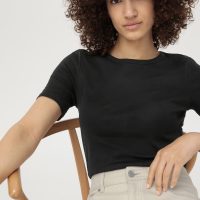 hessnatur Damen Kurzarm-Shirt aus Bio-Baumwolle – schwarz –