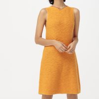 hessnatur Damen Strickkleid aus Bio-Baumwolle mit Kapok – orange –
