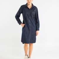 Alma & Lovis Jeanskleid mit Druckknopfleiste aus Bio-Baumwolle | Jeans Button Kleid