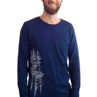 Life-Tree Longsleeve aus Biobaumwolle Fairwear für Herren „Fichtenwald“ in Denim Blau
